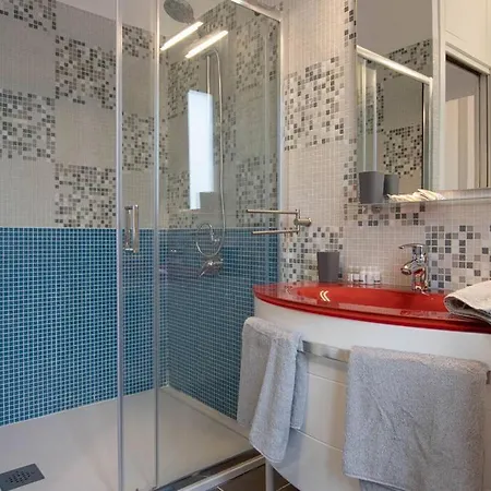 Burlo Garofalo Modern *wifi+netflix* *